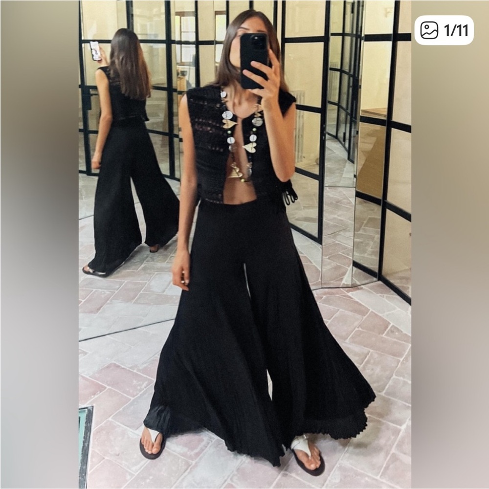 Zara wrinkle satin effect high waist super wide leg black pants sz.XS